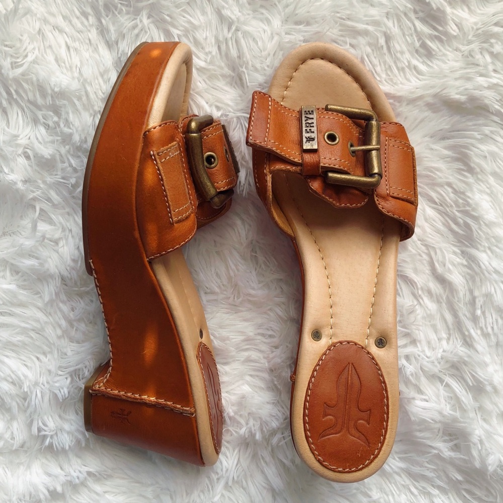 Frye Isabelle Buckle Wedge Sandals